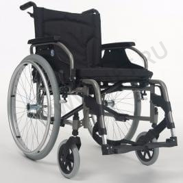 Vermeiren V100 XL Кресло-коляска для крупных пользователей. Ширина сиденья 53 см от производителя