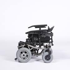 Кресло-коляска повышенной проходимости, оборудованное электроприводом