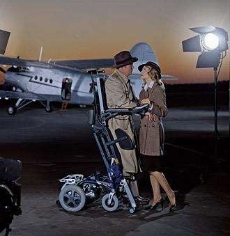 Кресло-коляска с электроприводом и вертикализатором