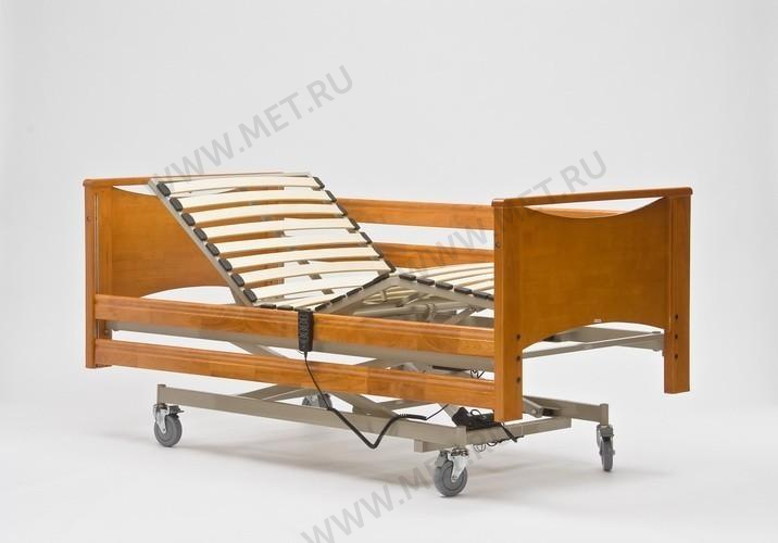 FS 3236WM Медицинская кровать с электроприводом и деревянными спинками от производителя