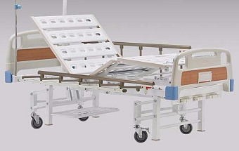 Медицинская кровать для больных с переломом шейки бедра
