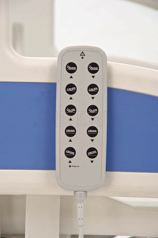 MET TATRA Реанимационная  кровать с ВЕСАМИ на   колоннах- DeWert