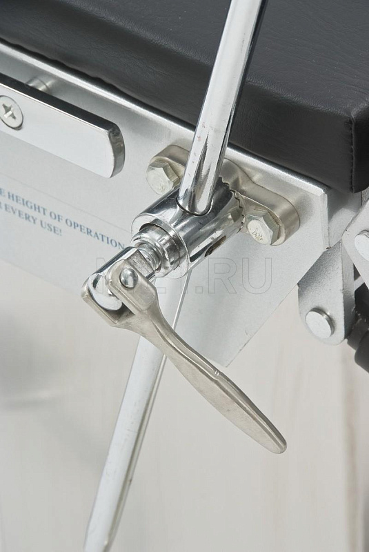 ST-IV Операционный стол с гидравлической регулировкой высоты МЕТ