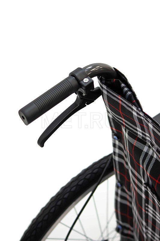 MET STADIK 300 Кресло-коляска складная с тормозами для сопровождающих