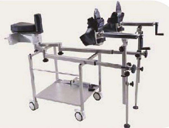 Операционный стол с механо-гидравлическим приводом