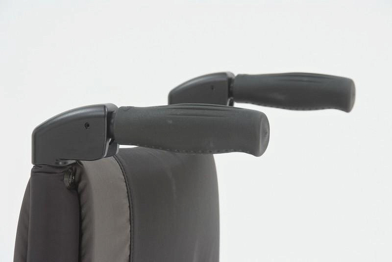 Kuschall Compact, Швейцария Kресло-коляска активного типа