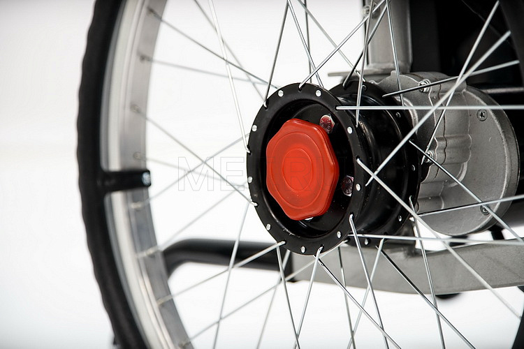 MET COMPACT 21 Li Электрическое кресло-коляска с литиевым аккумулятором