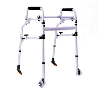 Ходунки с колёсами на передних ножках и подтягивающимися на газлифтах задними опорами