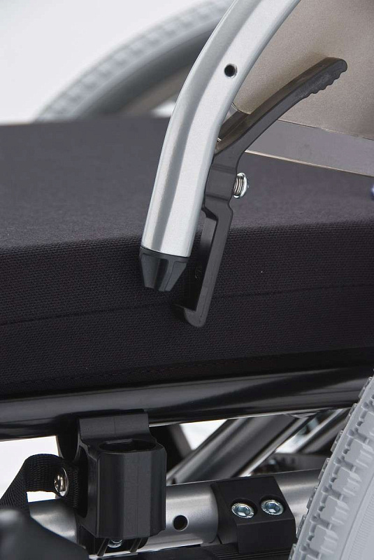 Otto Bock START ПНЕВМО КОЛЕСА Кресло-коляска прогулочное с шириной сиденья 50,5 см от производителя