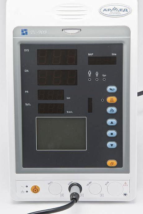 PC 900 SN Монитор