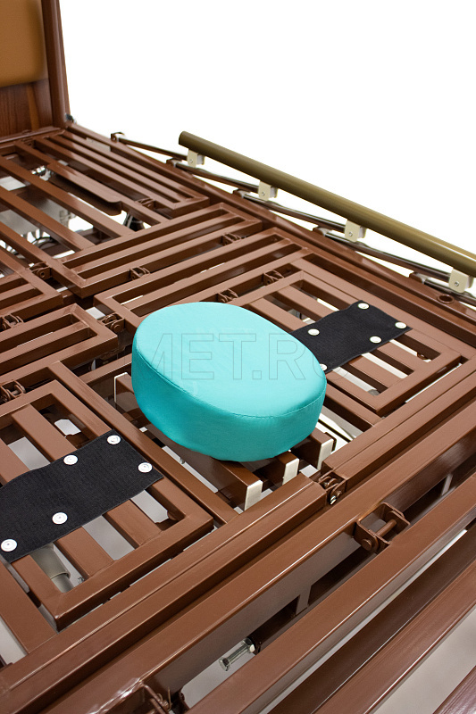 МЕТ REALTA Кровать-кресло с "ушками" - для сна в положении сидя,   с регулировкой высоты, с переворотом и туалетом от производителя