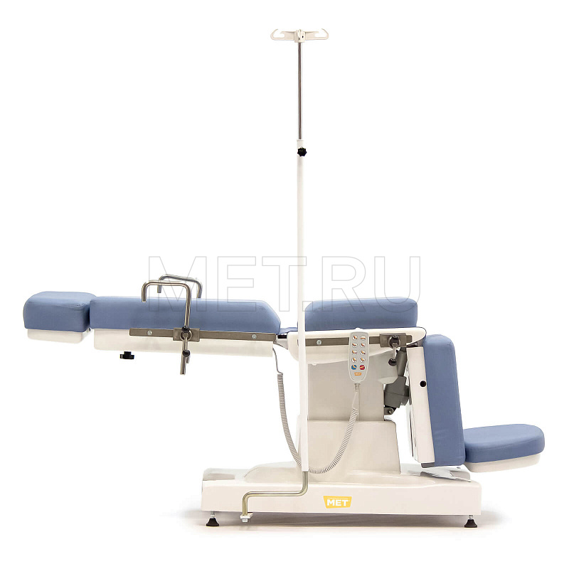 МЕТ GK 05   Универсальное гинекологическое и проктологическое кресло с электроприводом, платформой для аксессуаров и стулом для врача MET