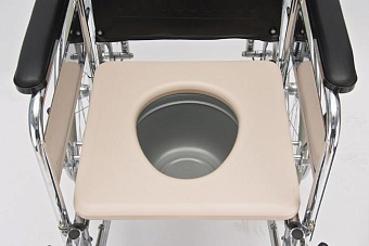 Кресло-коляска с высокой спинкой, подголовником и сан.оснащением