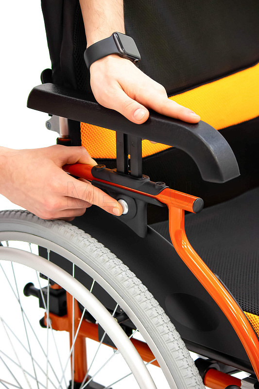 МЕТ STABLE Механическое кресло-коляска МЕТ