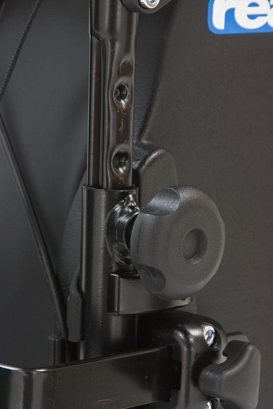 Invacare REA CLEMATIS Кресло-коляска комфортное с дополнительной латеральной поддержкой