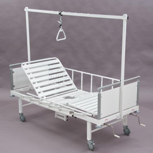 КМФ 943 WHITE WC Кровать медицинская для лежачих больных