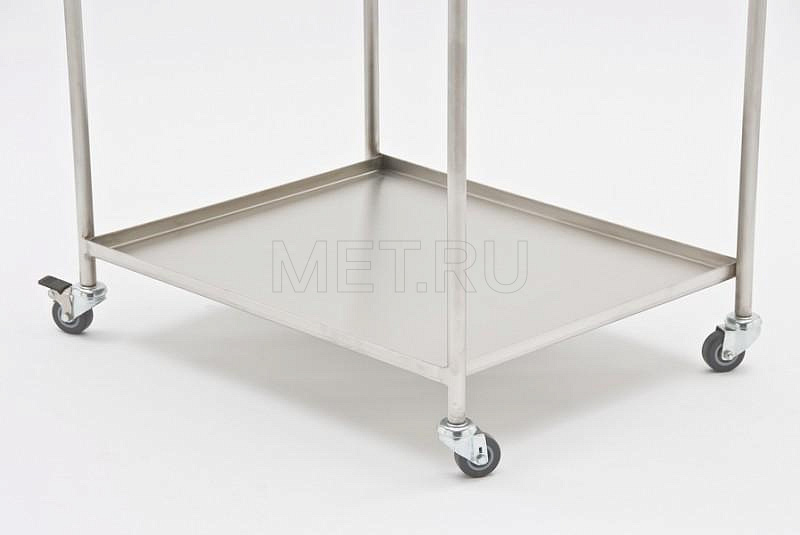 МЕT-В26 Инструментальный столик из нержавеющей стали (размер 650х700мм)