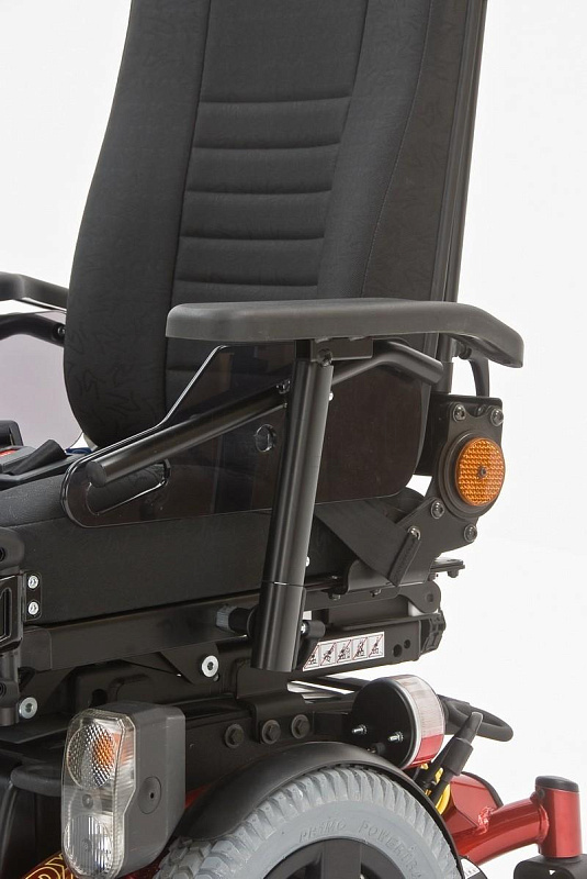 Invacare TDX Кресло-коляска электрическая с функцией подъема сидения