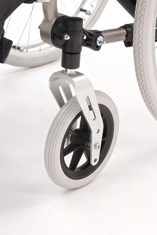 Vermeiren V300 + 30°, Бельгия Кресло-коляска инвалидное механическое с откидной спинкой, ширина сиденья 46 см