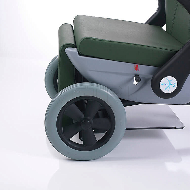 MET CARE-XL Кресло гериатрическое подходит для пациентов с избыточным весом