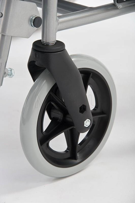 Vermeiren 9300 (Бельгия) Кресло-коляска с санитарным оснащением ширина сиденья 46 см