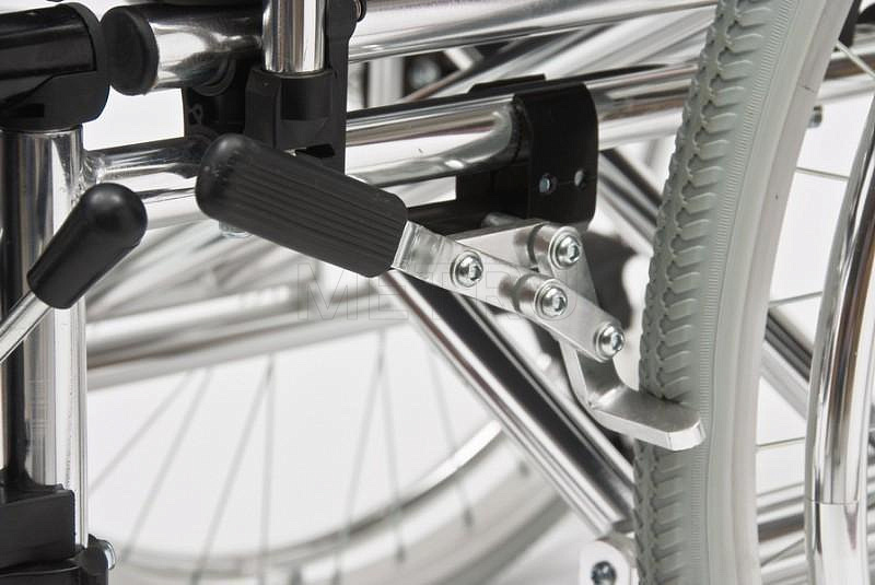 FS 250 LCPQ-46 Кресло-коляска с подъемными подножками МЕТ