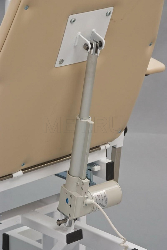 КСМ-ПУ-07э, два электропривода, беж Гинекологическое кресло-стол для малых хирургическиз вмешательств MET