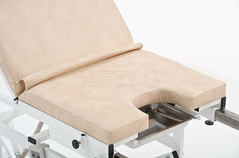 MМ №15 Кресло гинекологическо-проктологическое с двумя электроприводами