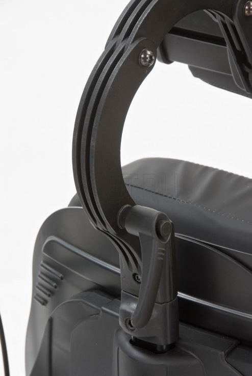 Invacare REA AZALEA MAX Кресло-коляска комфортное, большого размера MET