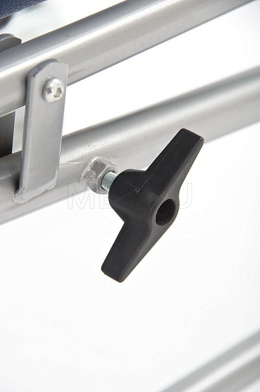 Vermeiren 9303 (Бельгия) Кресло-каталка с сан.оснащением и возможностью наезда на унитаз, 46 см МЕТ