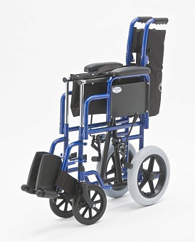 Кресло-каталка со стояночными тормозами
