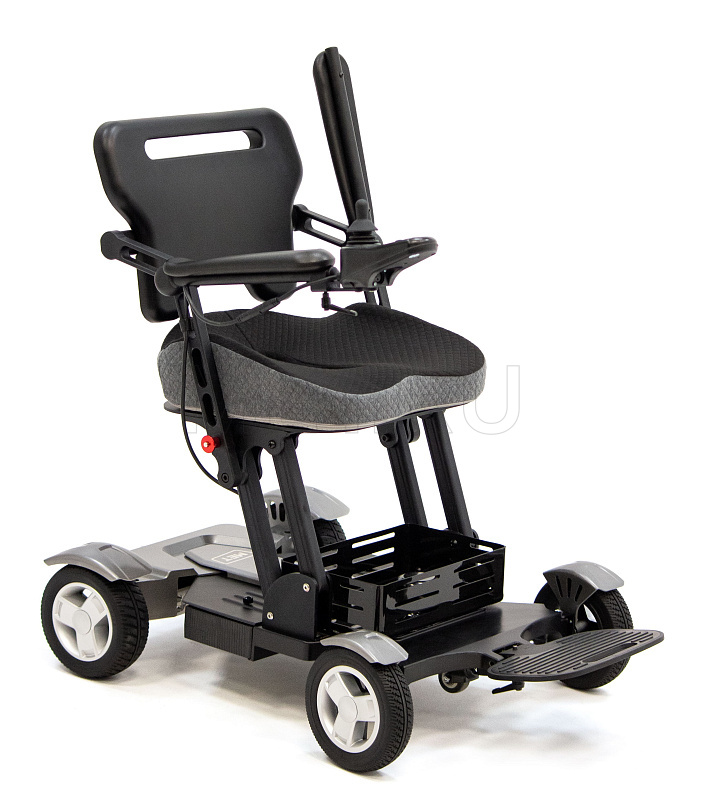 MET Compact Pro 4WS Кресло-коляска с анатомическим сиденьем и системой подруливания 4WS MET