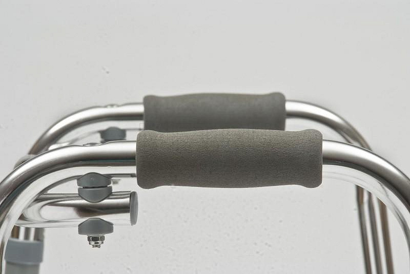 FS912L Ходунки с колёсами на передних опорах от производителя