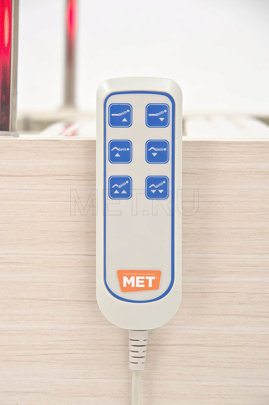 MET ARCTIC Кровать функциональная медицинская с низким ЛДСП-основанием цвета Выбеленный дуб от производителя