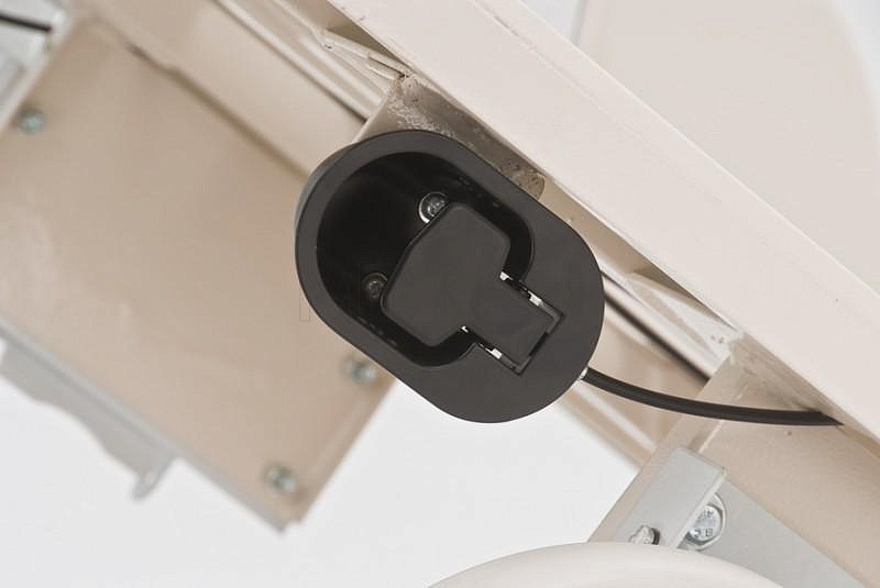 DB-2 Функциональная электрическая кровать реанимационного класса от производителя