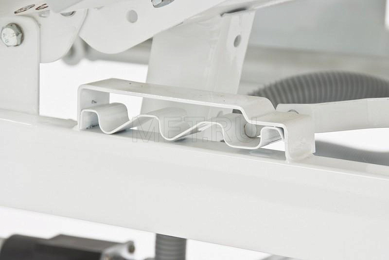 RS305 Функциональная электрическая кровать с центральным тормозом MET