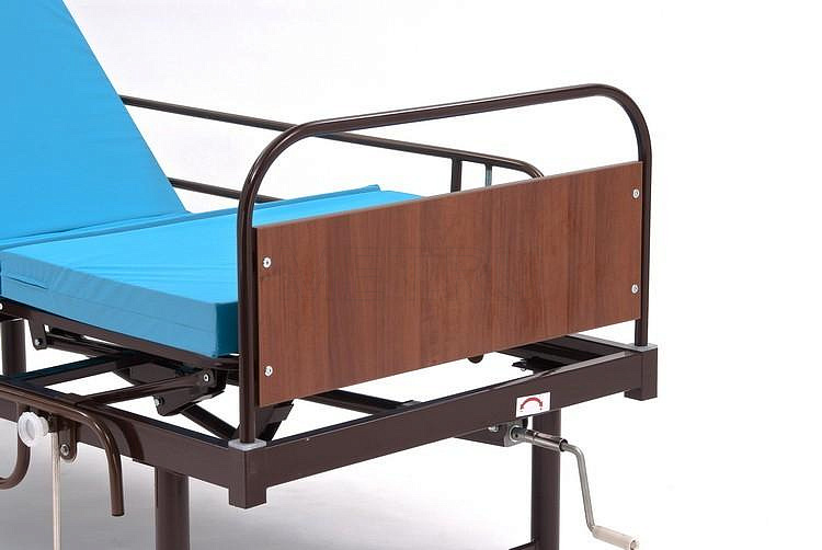КМФ-933 без боковых ограждений Самая недорогая медицинская кровать с винтовым приводом от производителя