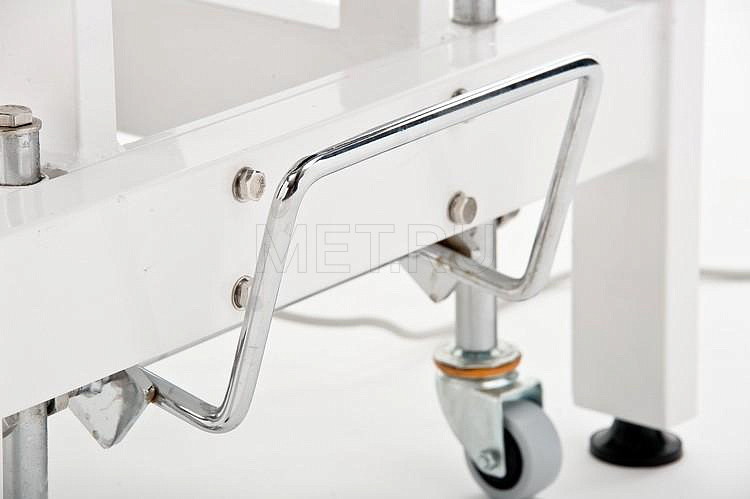 DB-9 (КО-022) Стол массажный стационарный с электроприводной регулировкой высоты, кремовый MET