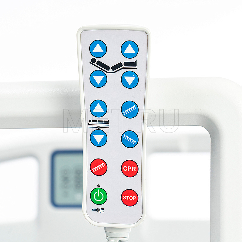 MET A8 Кровать реанимационная с панелью управления для медсестры и пультом пациента MET