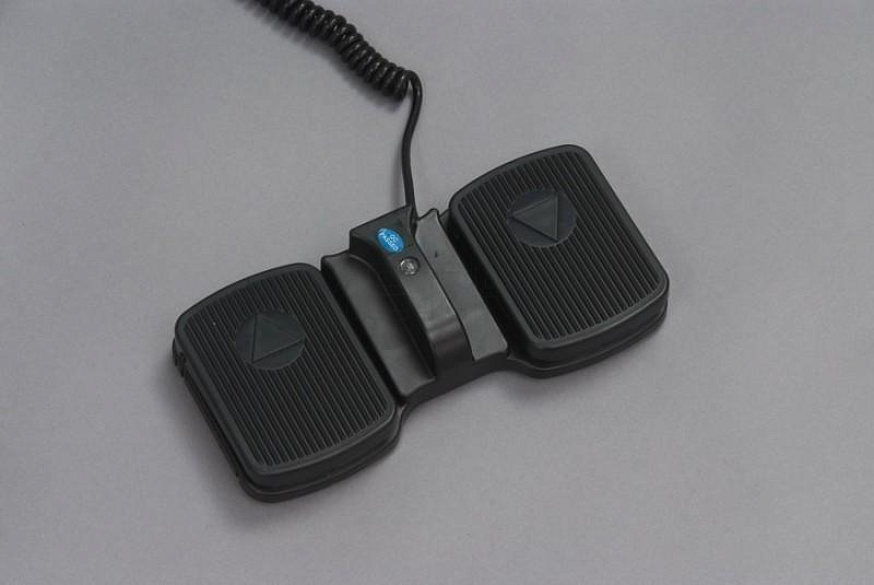 02Э Гинекологическое кресло  с регулировкой высоты бежевое, на электроприводе от производителя