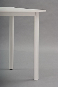 Стол палатный