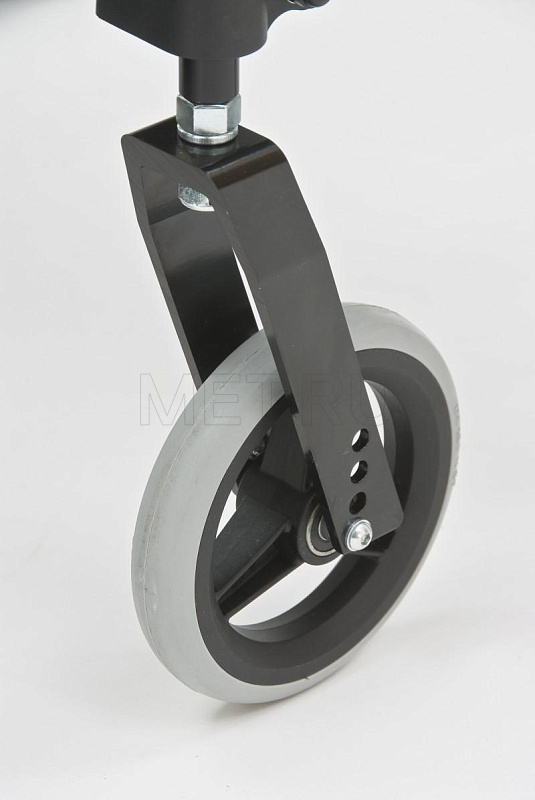 Otto Bock START ЛИТЫЕ КОЛЕСА Кресло-коляска комнатное с шириной сиденья 48 см MET