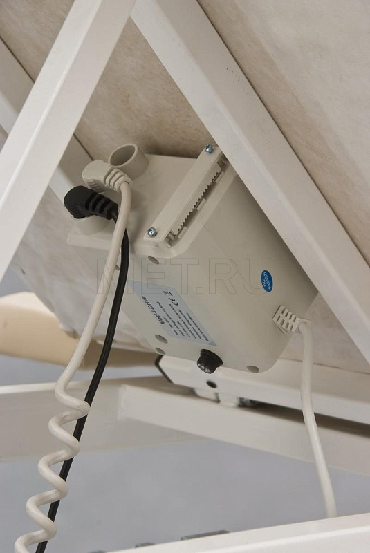 СММ-03-Аском (н 302) Стол массажный MET