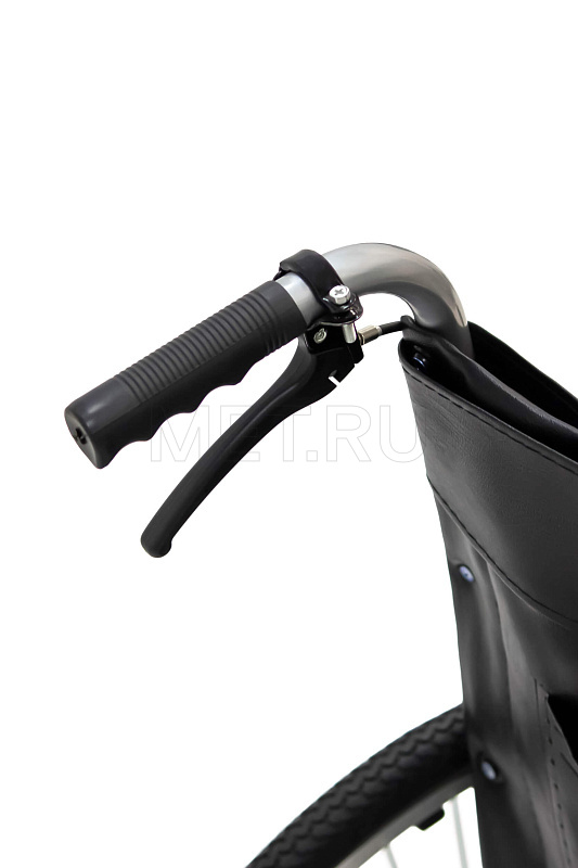 MET STADIK 200 WC Кресло-коляска с санитарным оснащением