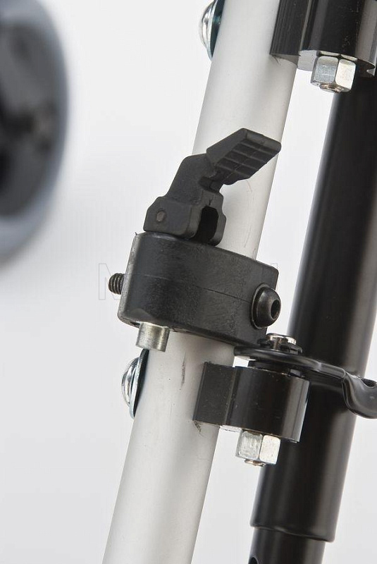 FS258LBXGP Детское кресло-коляска MET