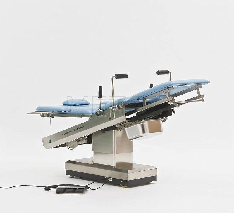 SC-I Моногофункциональное кресло-кровать для родовспоможения MET