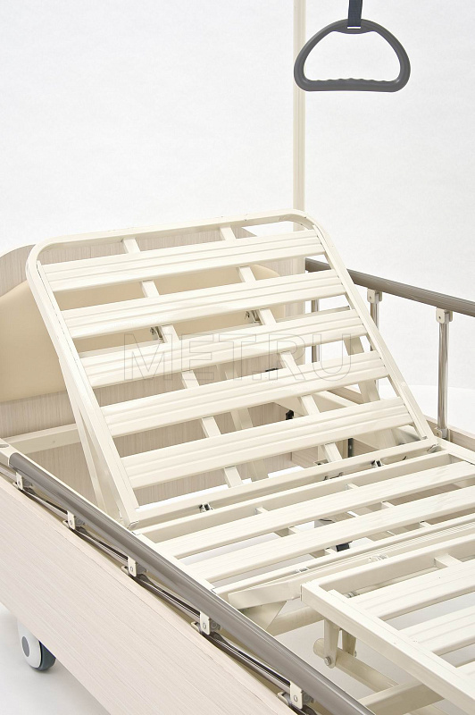 MET ARCTIC Кровать функциональная медицинская с низким ЛДСП-основанием цвета Выбеленный дуб от производителя