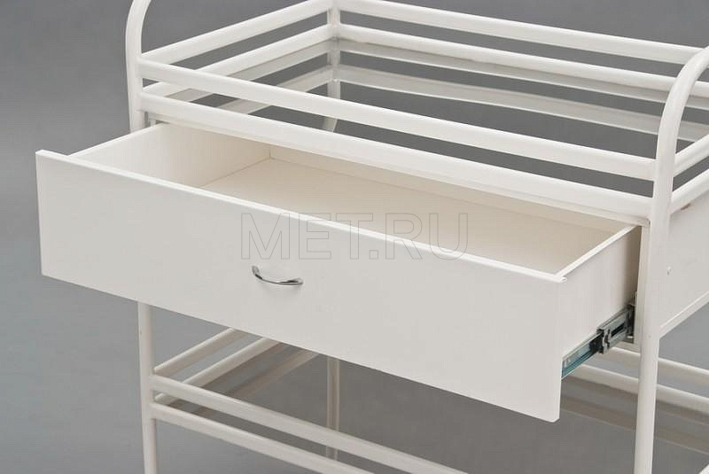 МСК-549-01 (СМ549-02-МС) Столик манипуляционный, каркас из металлического профиля, полки Нерж.