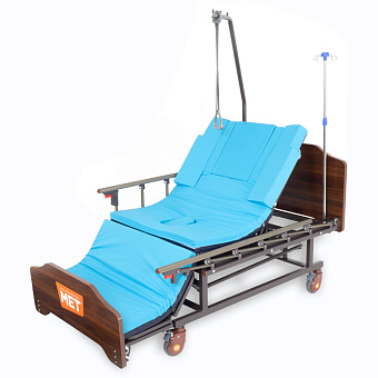 Функциональная кровать для ухода за лежачими больными с  переворотом, туалетом и матрасом