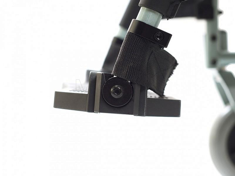 Ortonica DELUXE 510 (45,5 см) Кресло-коляска с задними амортизаторами МЕТ